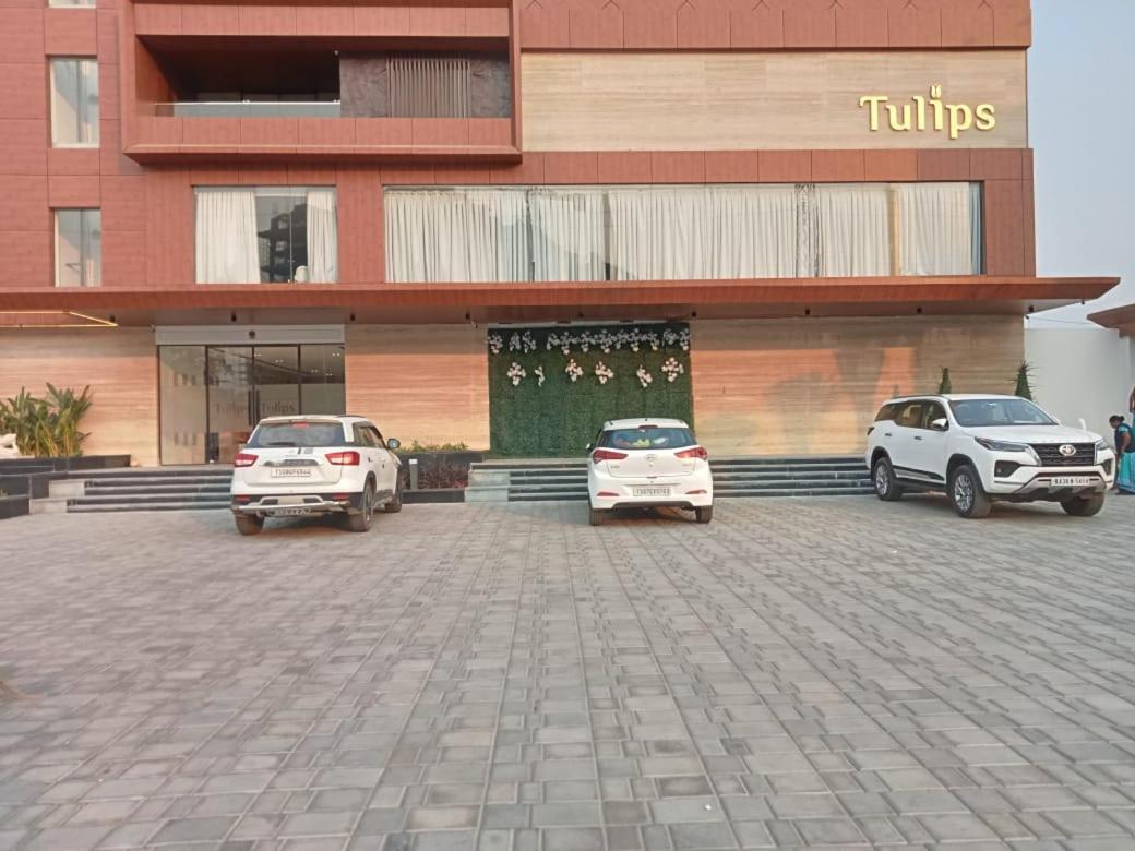 Hotel Tulips Grand Χιντεραμπάντ Εξωτερικό φωτογραφία