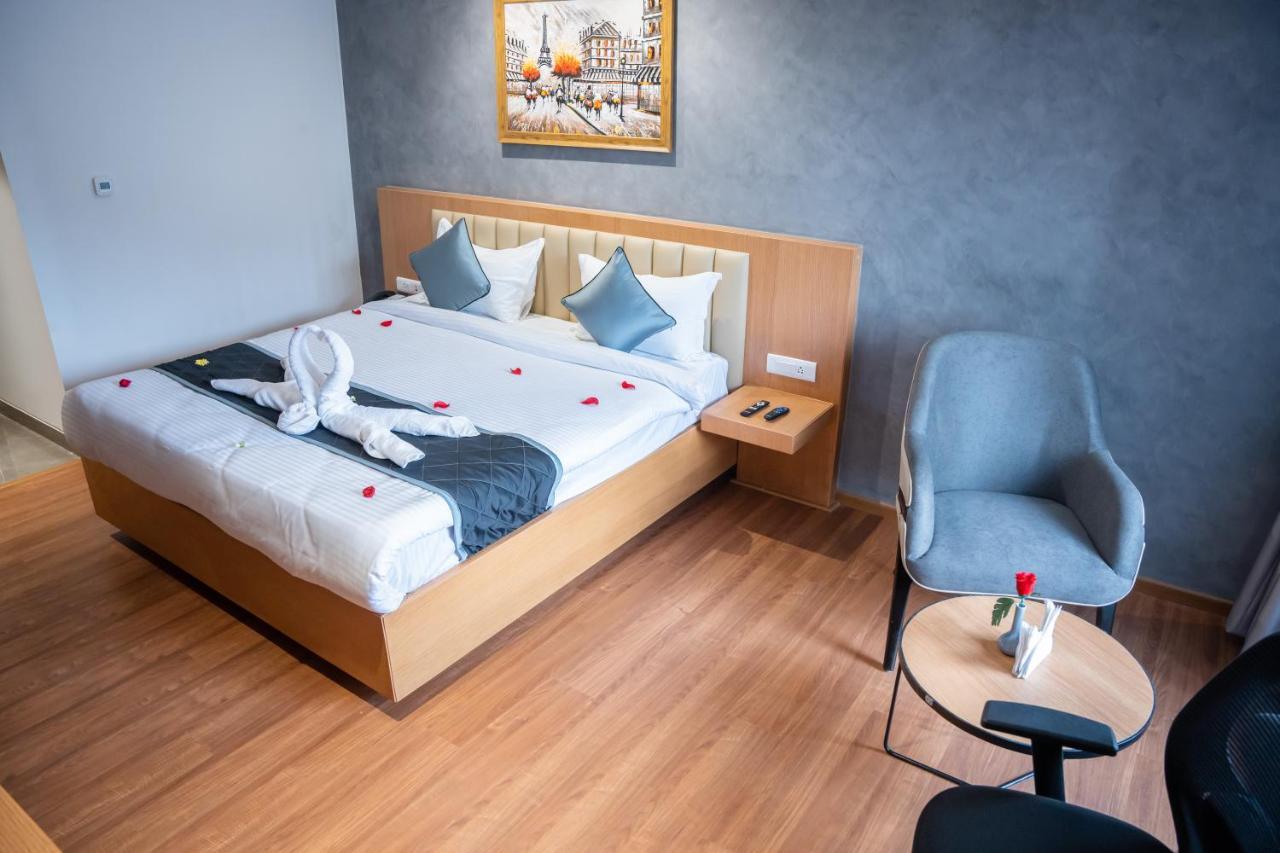 Hotel Tulips Grand Χιντεραμπάντ Εξωτερικό φωτογραφία