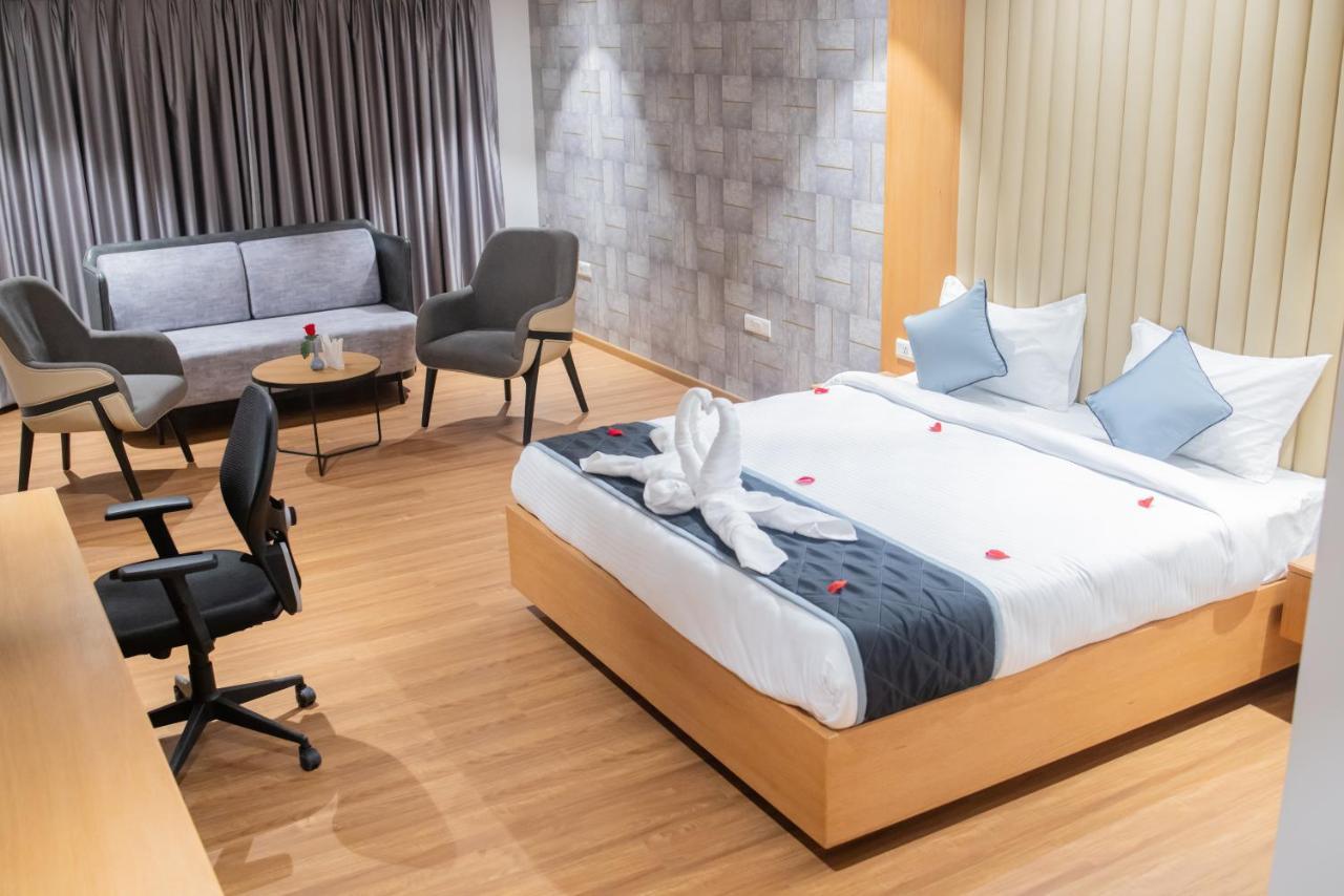 Hotel Tulips Grand Χιντεραμπάντ Εξωτερικό φωτογραφία